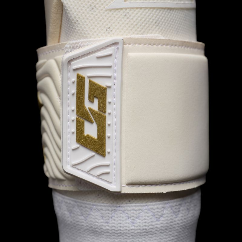 David Raya's OG1 